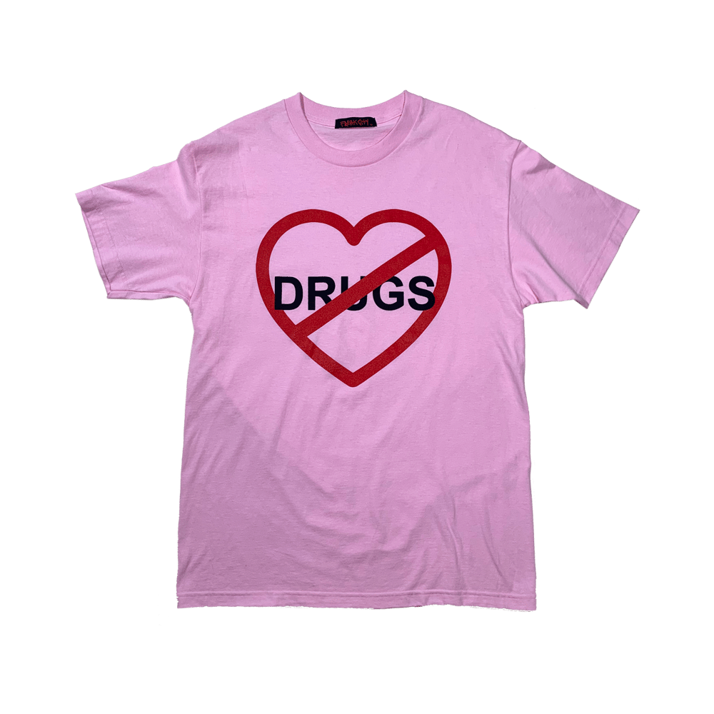 HEART DRUGS Tshirt & Trucker Hats